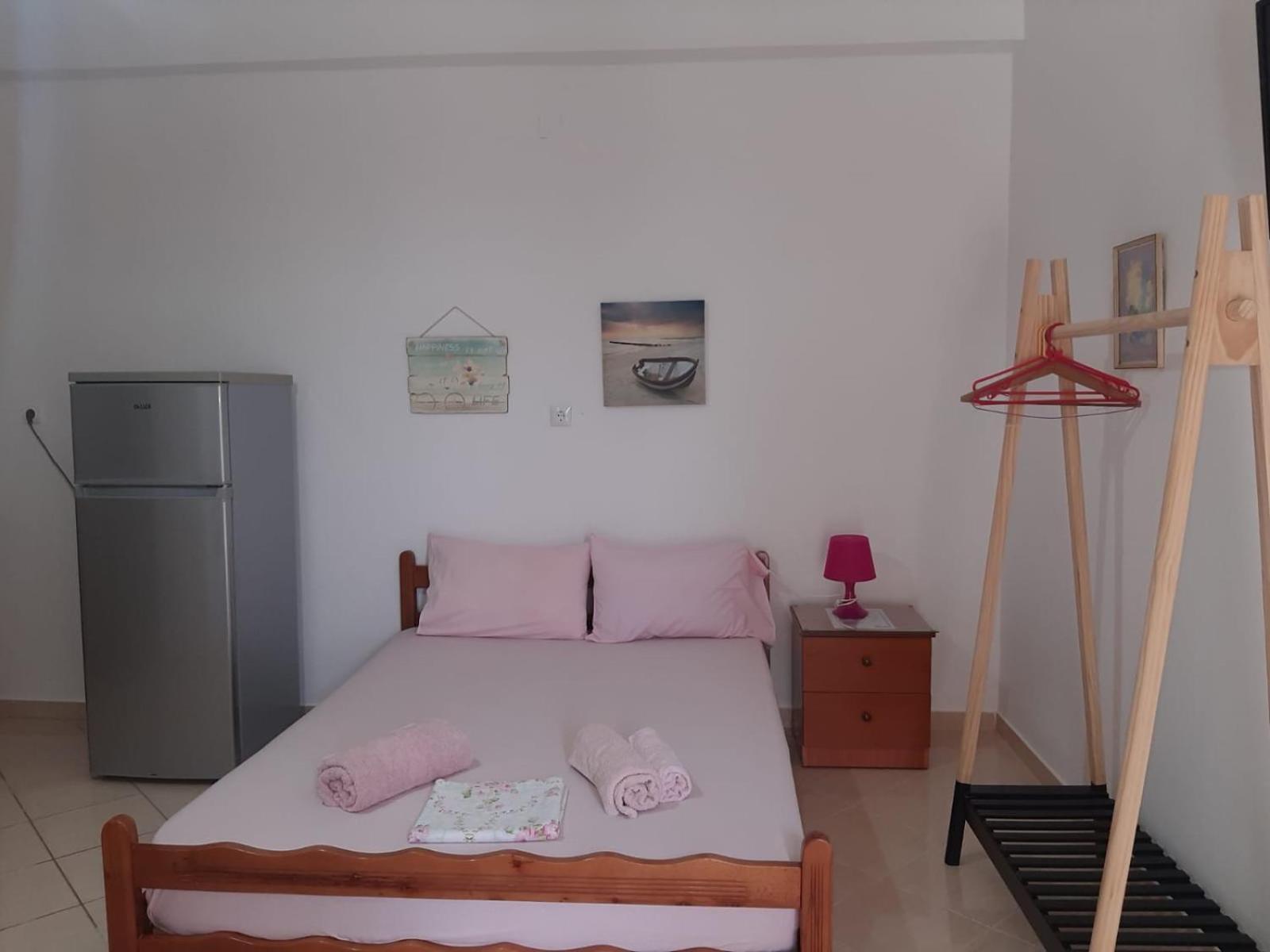 הימארה Rexhos Studios מראה חיצוני תמונה